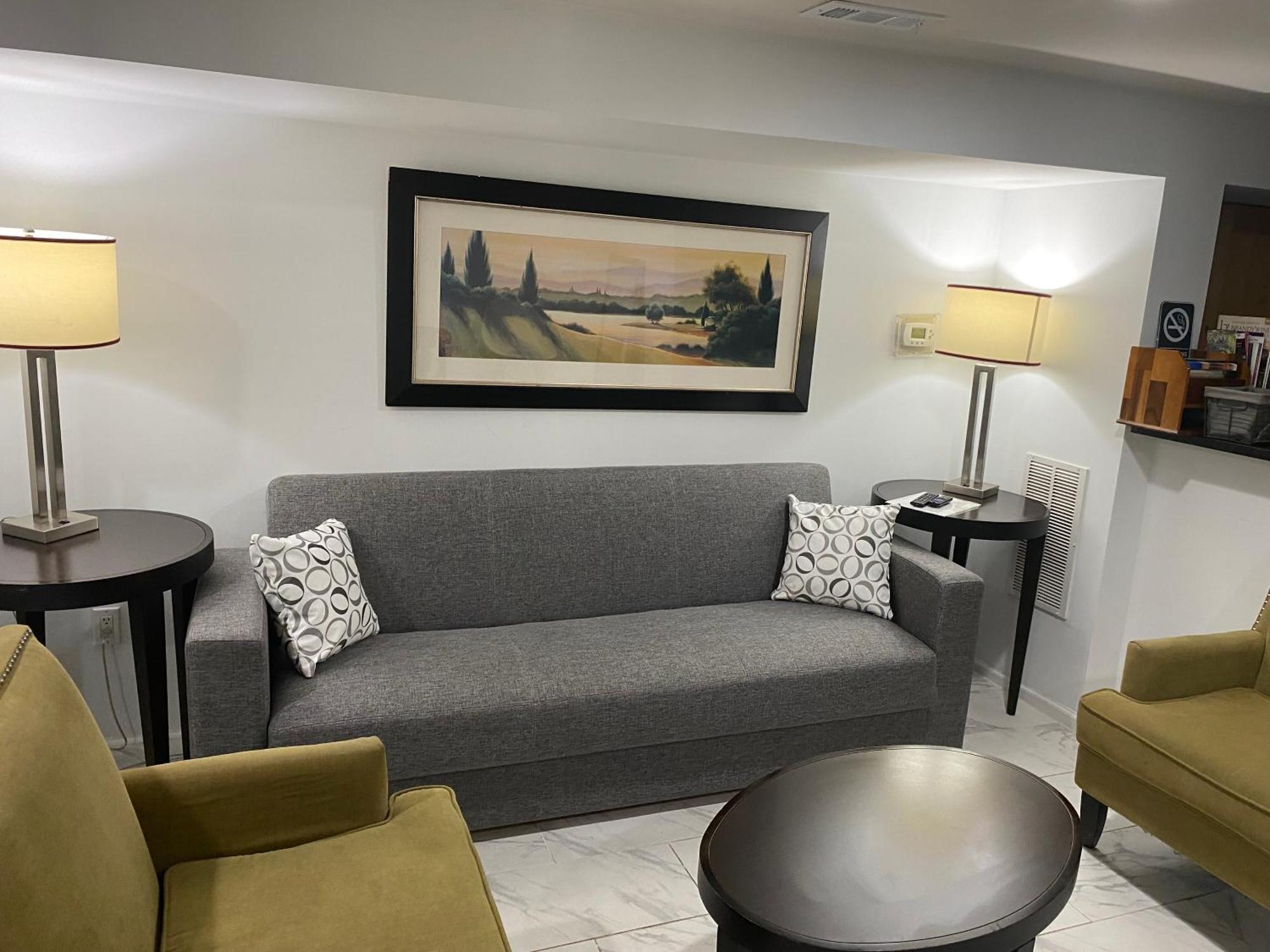 Lovely Remodeled 2Bdrm Basement Home Washington Exterior foto